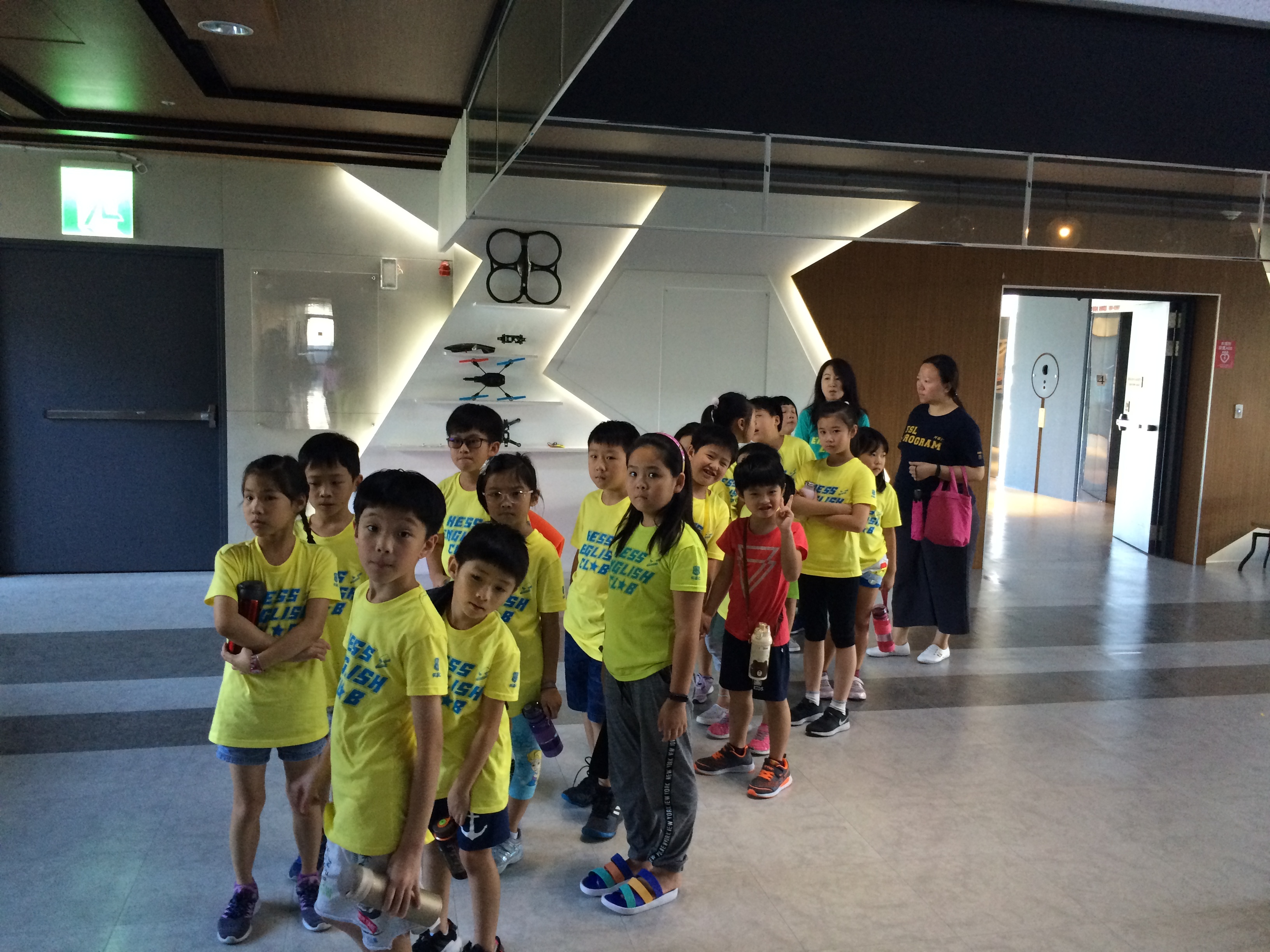 活動結束】108/8/06- 導電原理與DIY吃硬幣機器人課程結束- 國立臺北科技大學創新育成中心